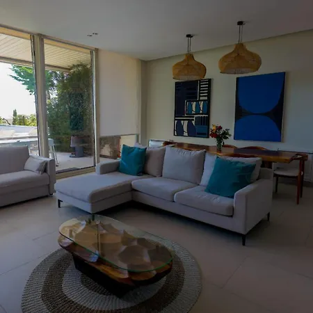 Villa Il Sole Coast Palasë