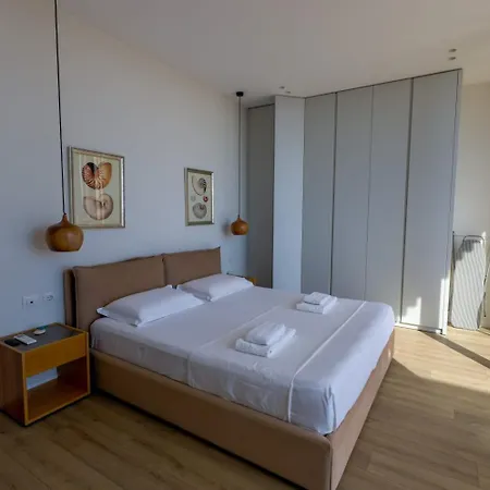 Villa Il Sole Coast Palasë